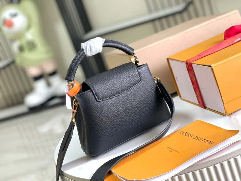 LV Capucines Bags 4194A-0279