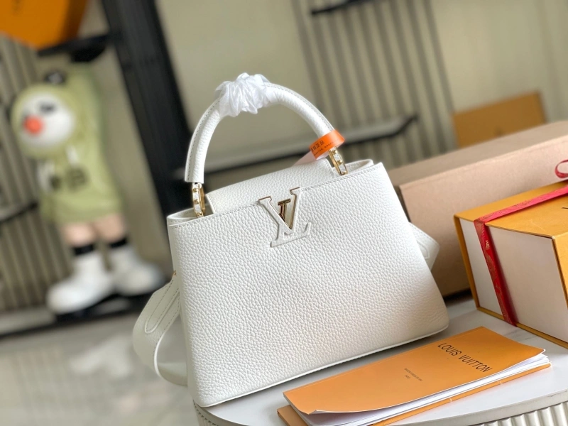 LV Capucines Bags 4194A-0280