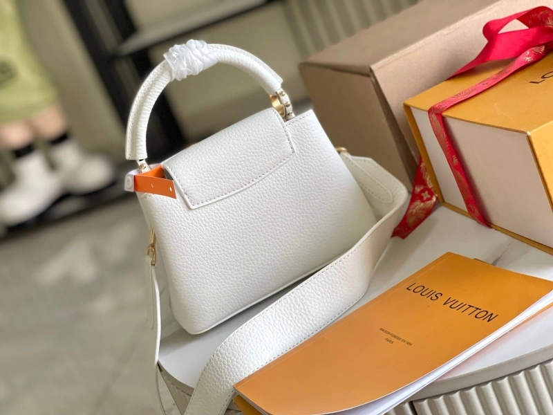 LV Capucines Bags 4194A-0281