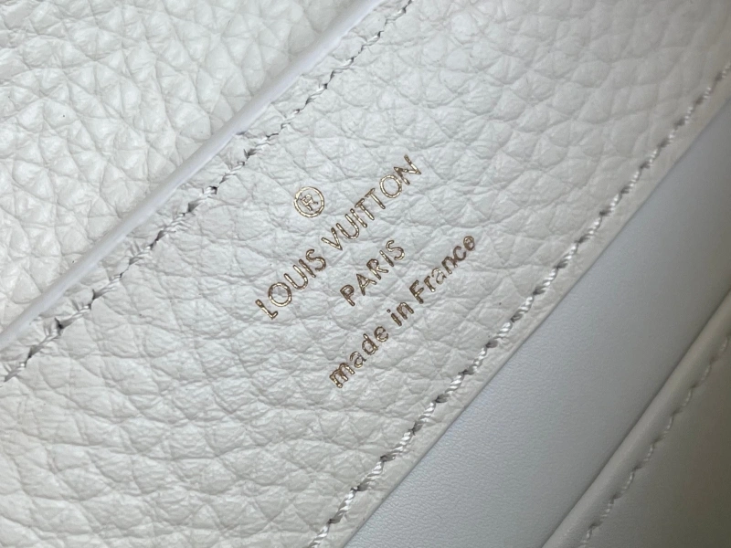 LV Capucines Bags 4194A-0281