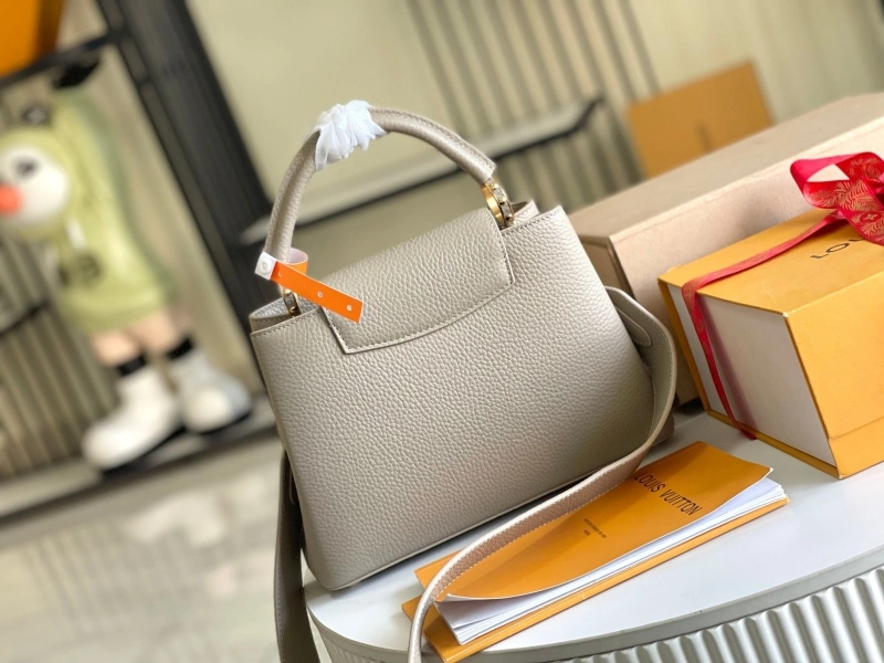 LV Capucines Bags 4194A-0282