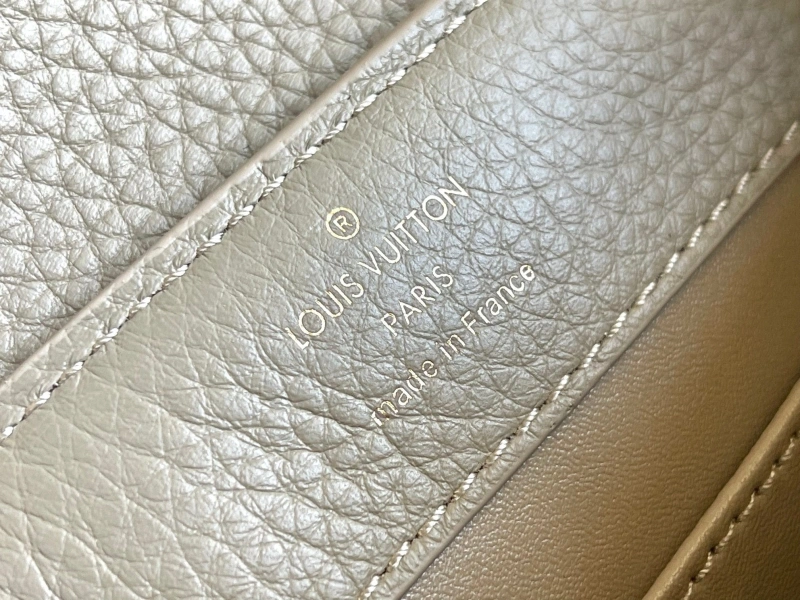 LV Capucines Bags 4194A-0283