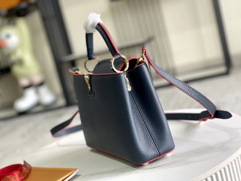 LV Capucines Bags 4194A-0284