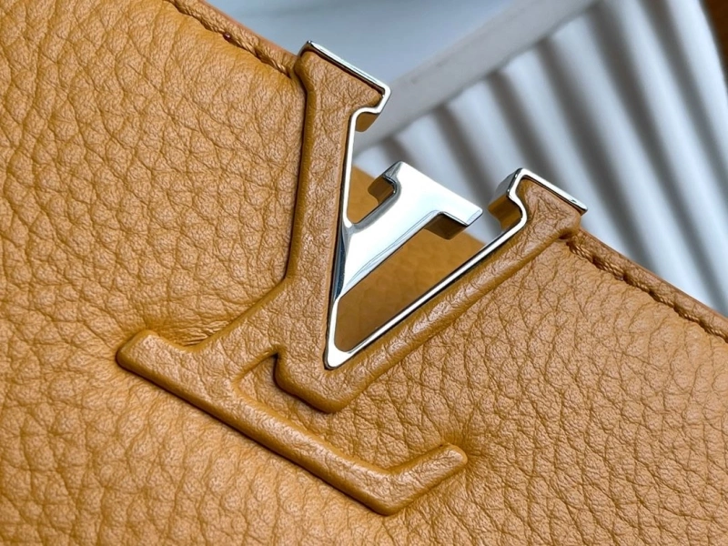 LV Capucines Bags 4194A-0289