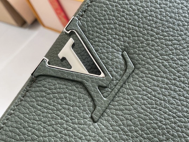 LV Capucines Bags 4194A-0293