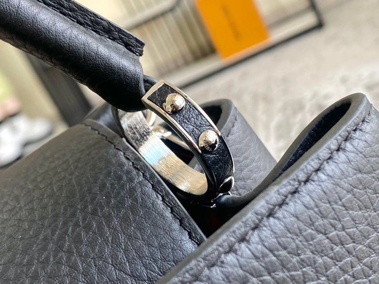 LV Capucines Bags 4194A-0296