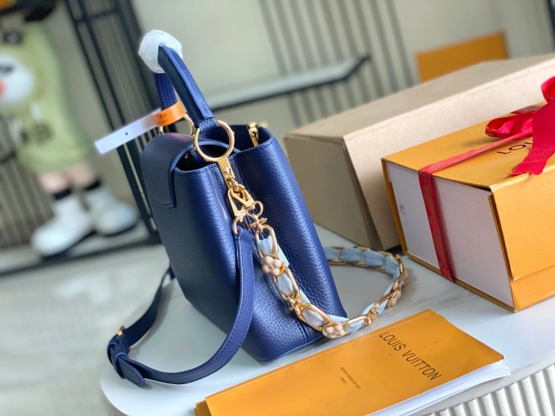 LV Capucines Bags 4194A-0319