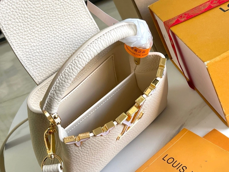 LV Capucines Bags 4194A-0322