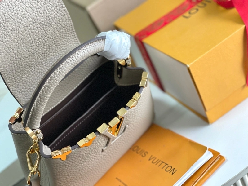 LV Capucines Bags 4194A-0326