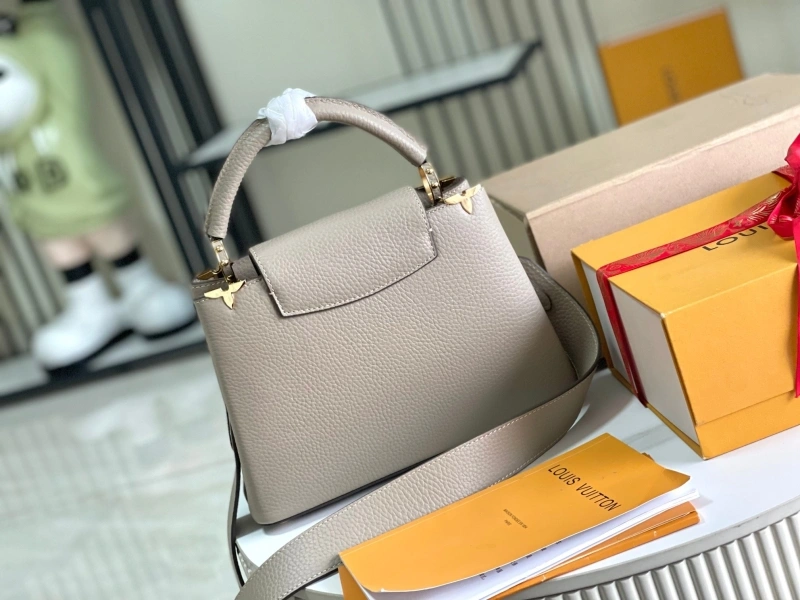 LV Capucines Bags 4194A-0327