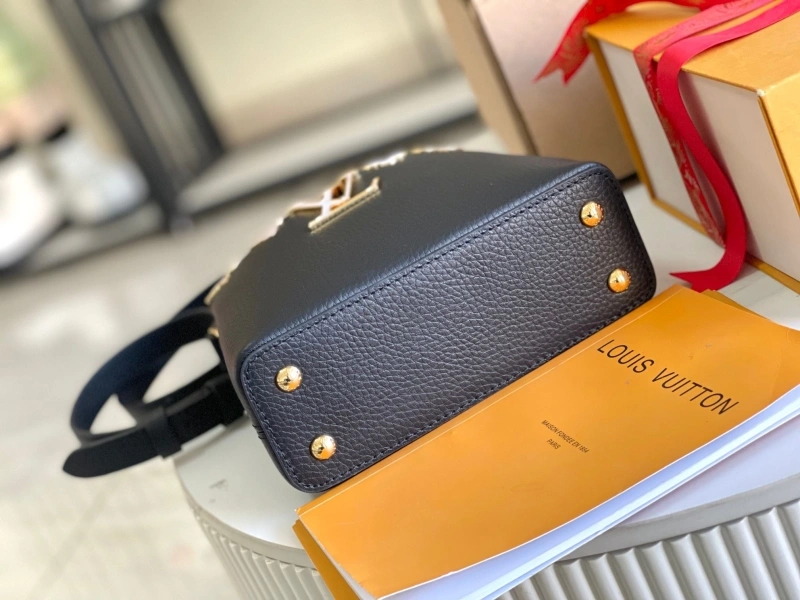 LV Capucines Bags 4194A-0330