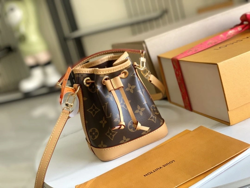 LV Bucket Bags 4194A-0381