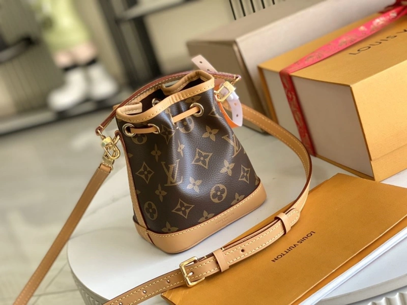 LV Bucket Bags 4194A-0381