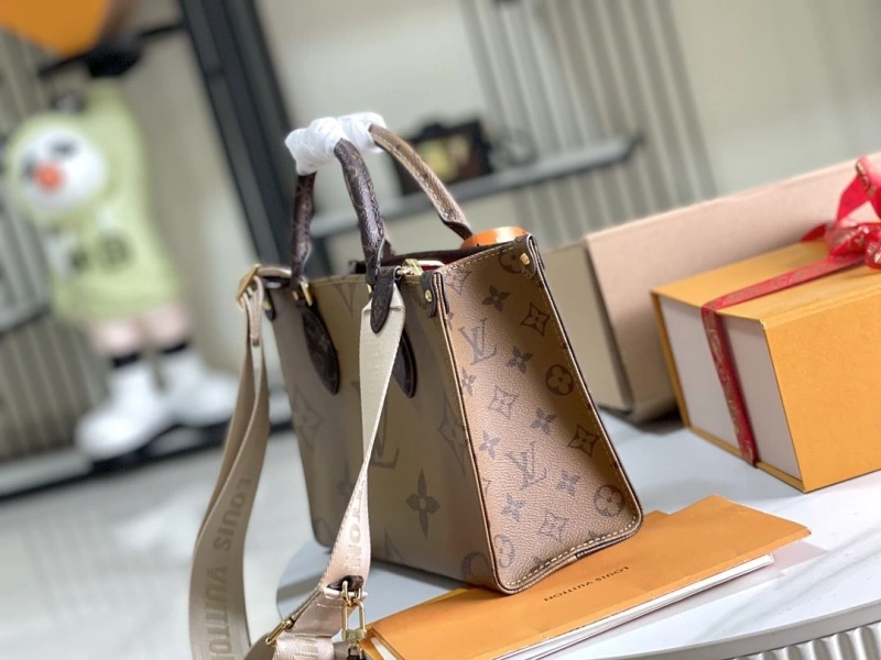 LV Shopping Bags 4194A-0382