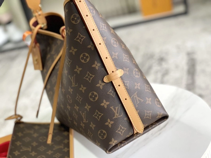 LV Shopping Bags 4194A-0386