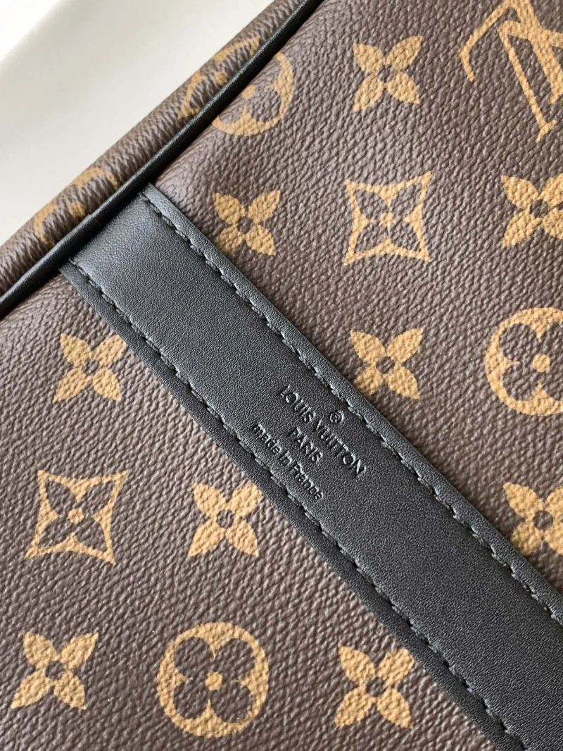 LV Travel Bags 4194A-0528