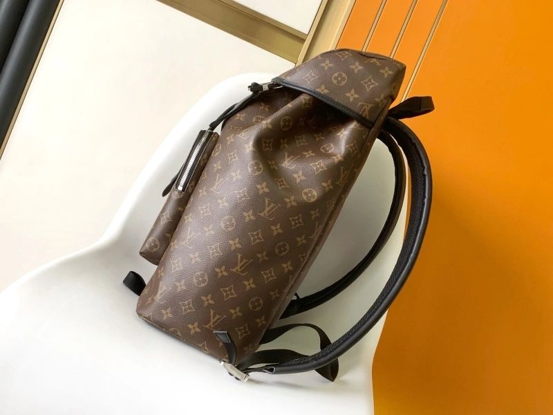 LV Backpacks 4194A-0542