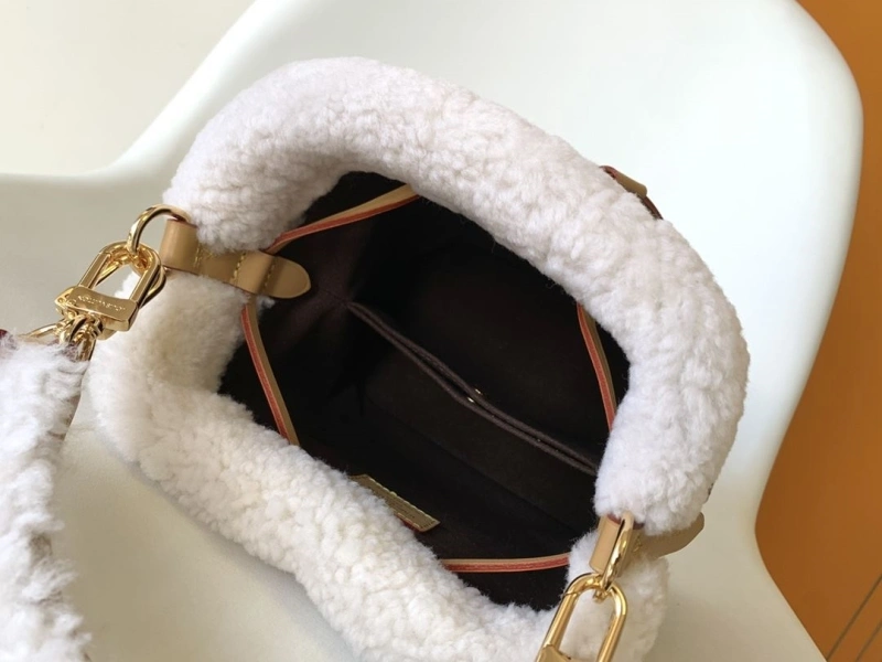 LV Bucket Bags 4194A-0559