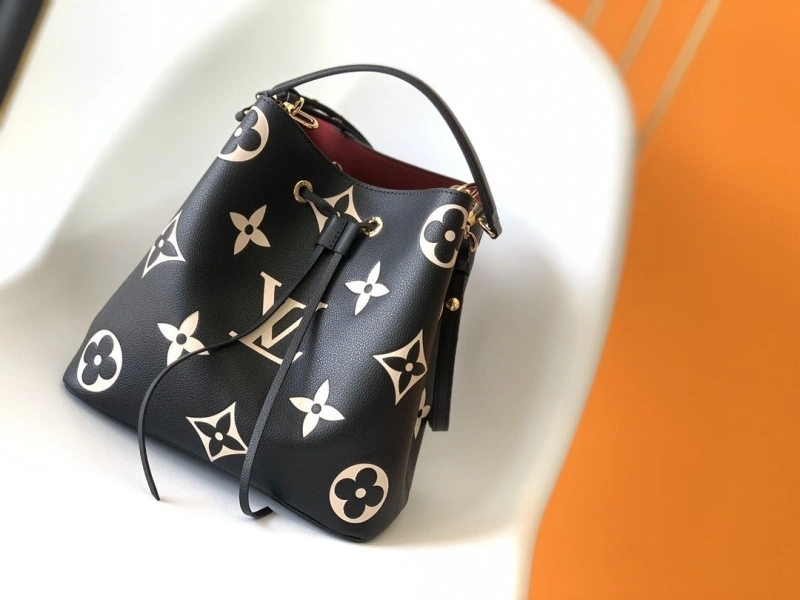 LV Bucket Bags 4194A-0571