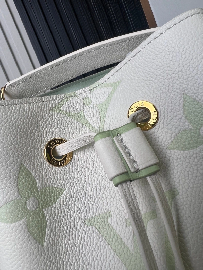 LV Bucket Bags 4194A-0631
