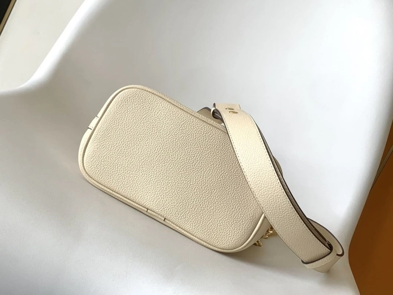 LV Bucket Bags 4194A-0688