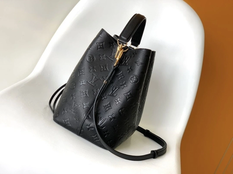 LV Bucket Bags 4194A-0693