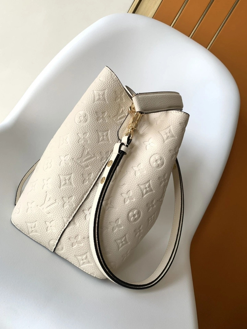 LV Bucket Bags 4194A-0694
