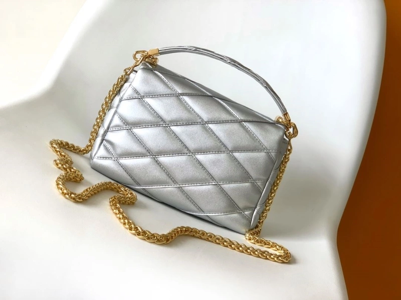 lv twist De*1m bags 4194a-0702