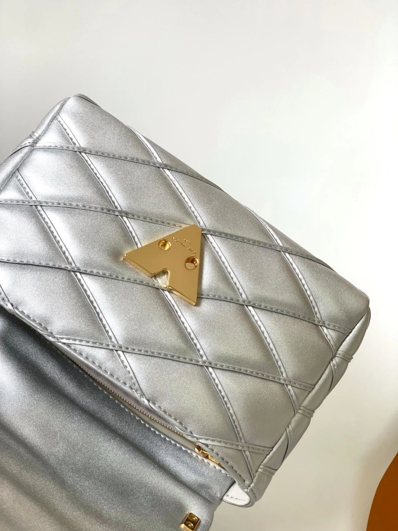 lv twist De*1m bags 4194a-0702