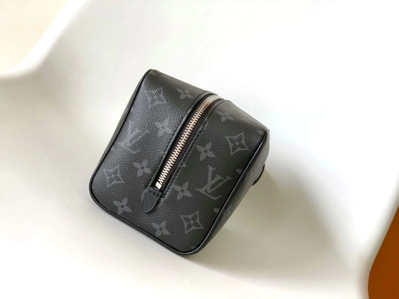 LV Cosmetic Bags 4194A-0762