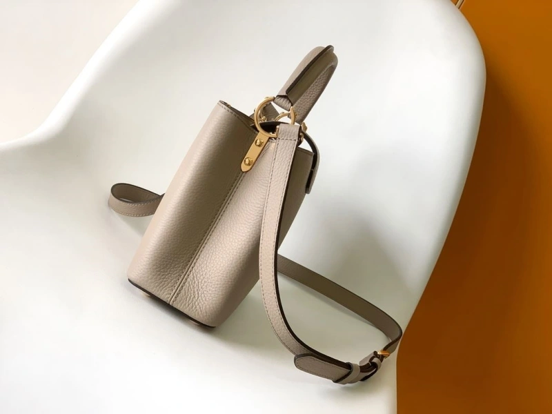 LV Capucines Bags 4194A-0857