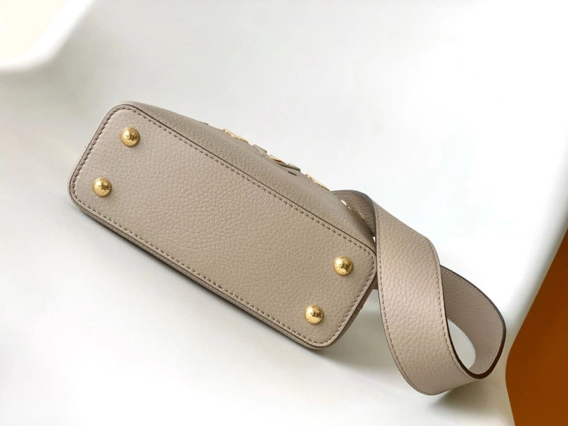 LV Capucines Bags 4194A-0859