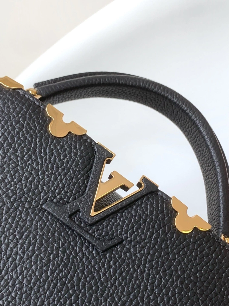 LV Capucines Bags 4194A-0868
