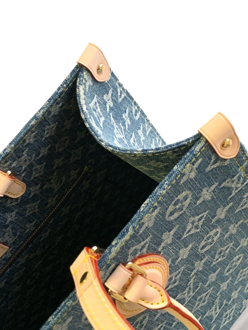 LV Capucines Bags 4194A-0869