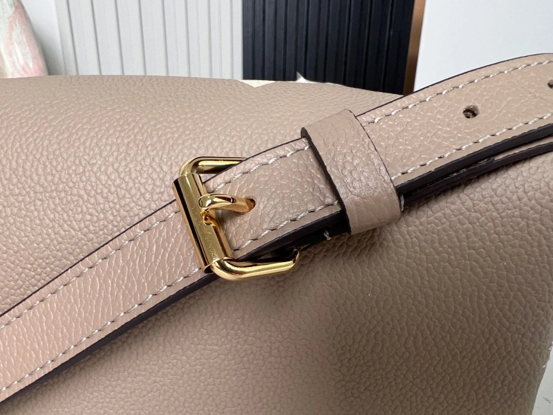LV Shopping Bags 4194A-0944
