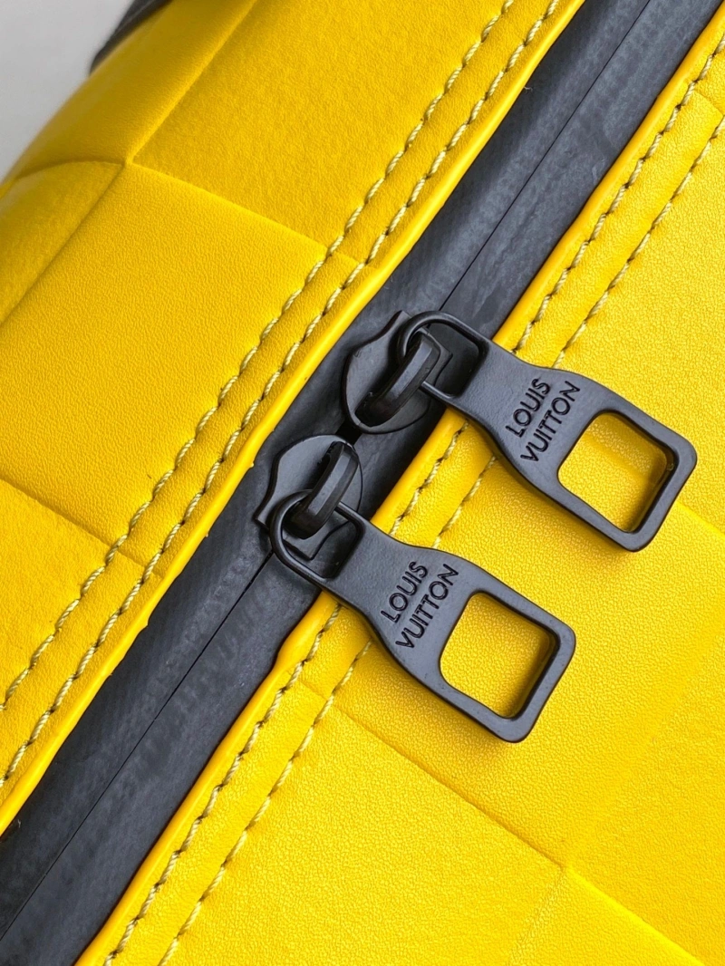 LV Travel Bags 4194A-1041