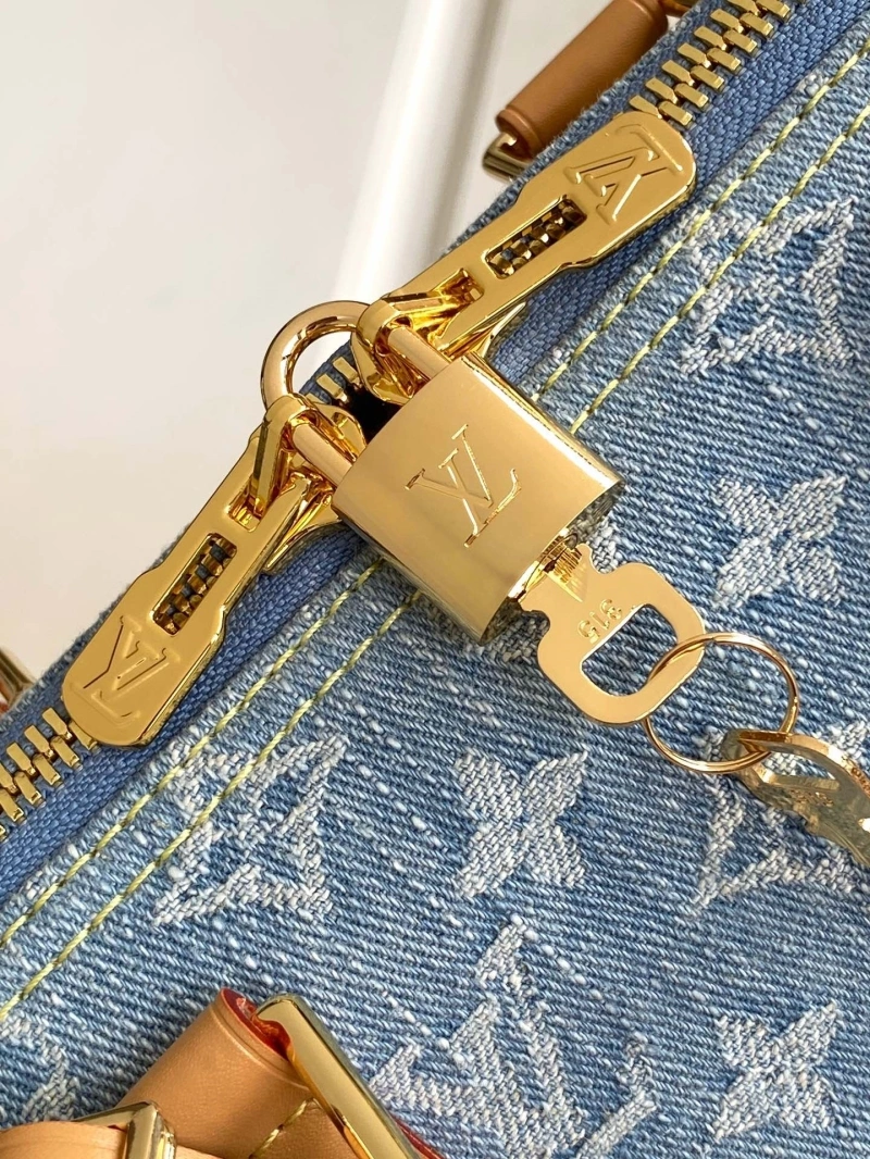 LV Travel Bags 4194A-1046