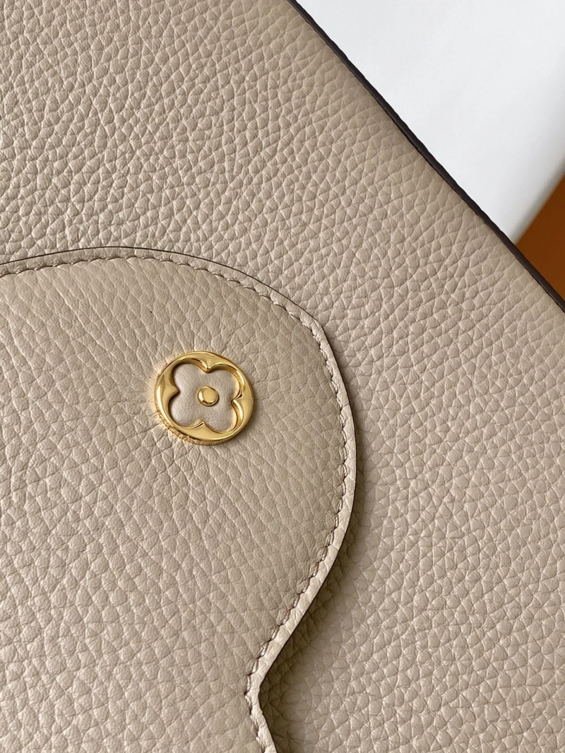 LV Capucines Bags 4194A-1079