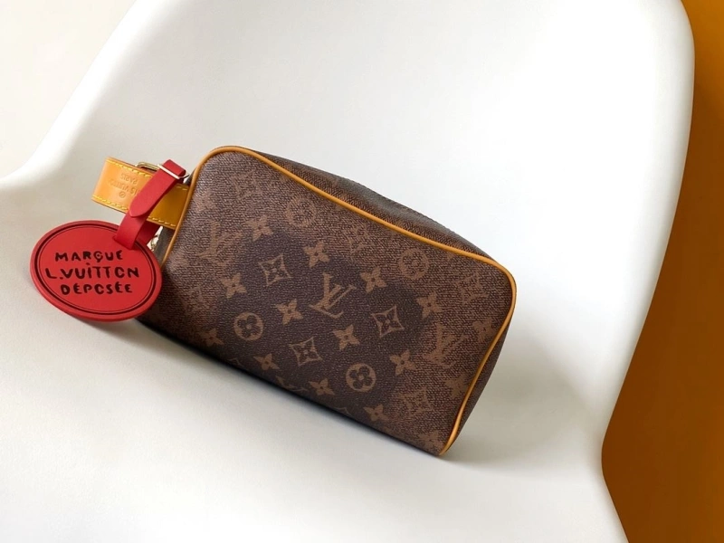 LV Cosmetic Bags 4194A-1113