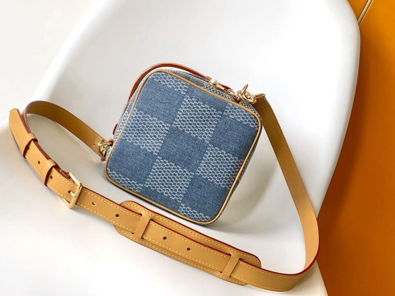 LV Box Bags 4194A-1135
