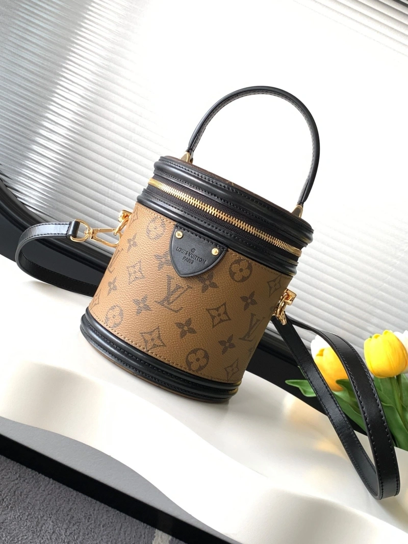 LV Cosmetic Bags 4194A-1257