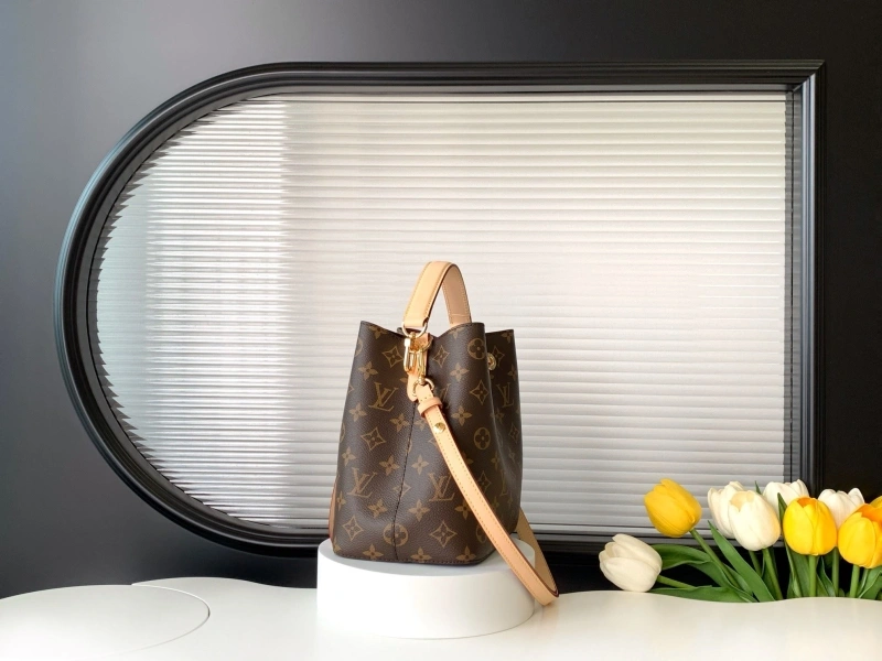 LV Bucket Bags 4194A-1262