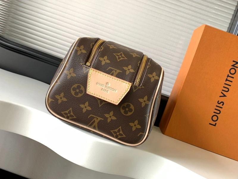 LV Cosmetic Bags 4194A-1313