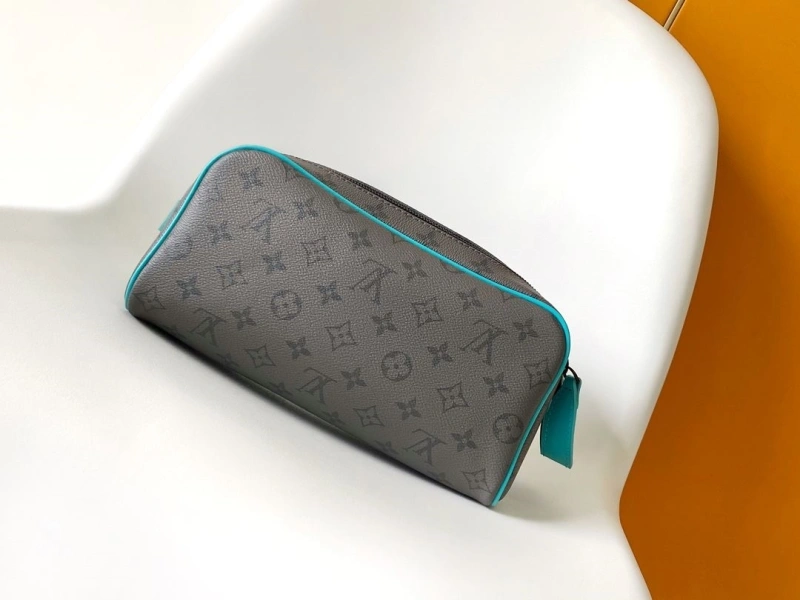 LV Cosmetic Bags 4194A-1529
