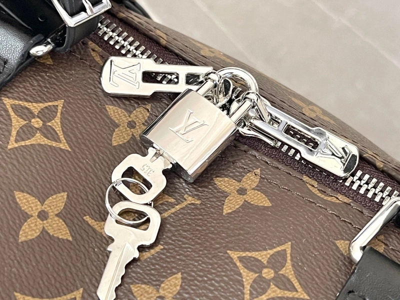 LV Travel Bags 4194B-0029