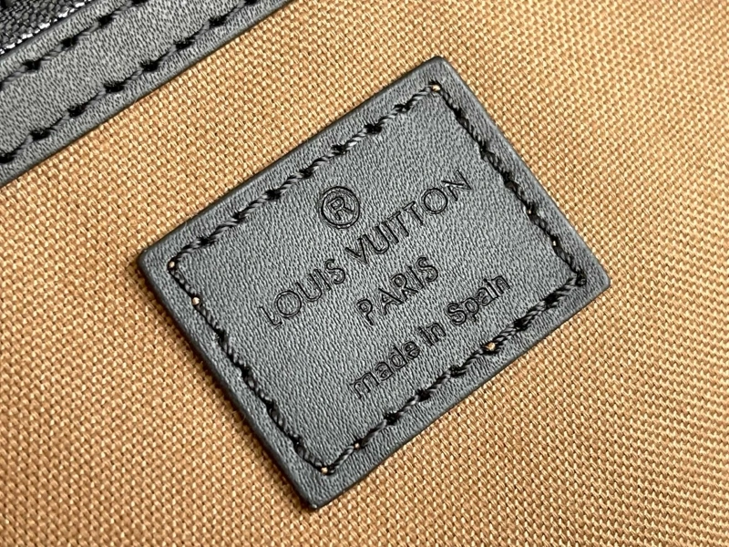 LV Travel Bags 4194B-0052
