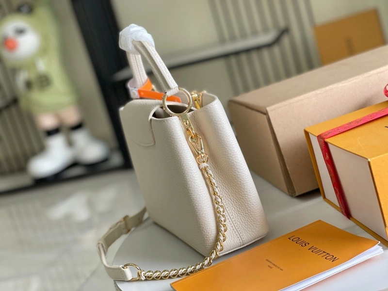 LV Capucines Bags 4194B-0058
