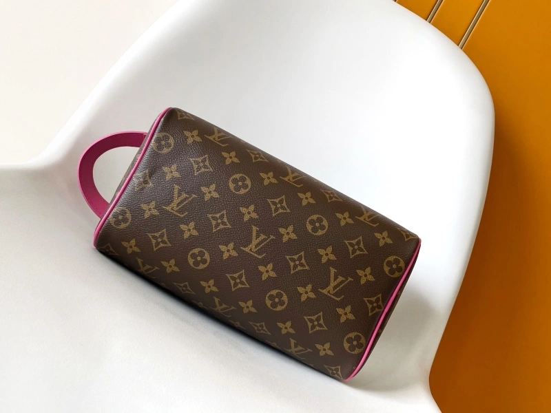 LV Cosmetic Bags 4194B-0128