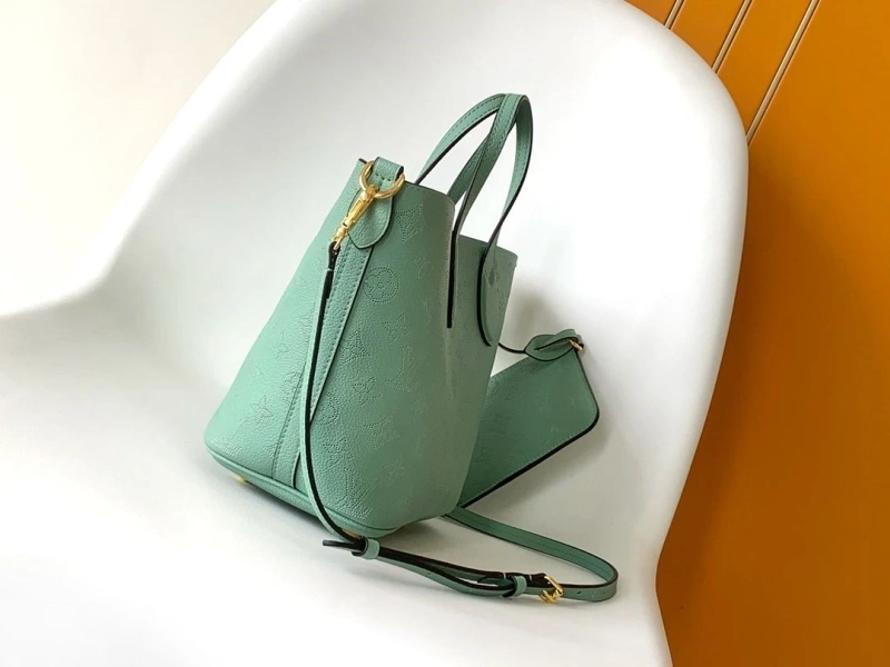 LV Shopping Bags 4194B-0160