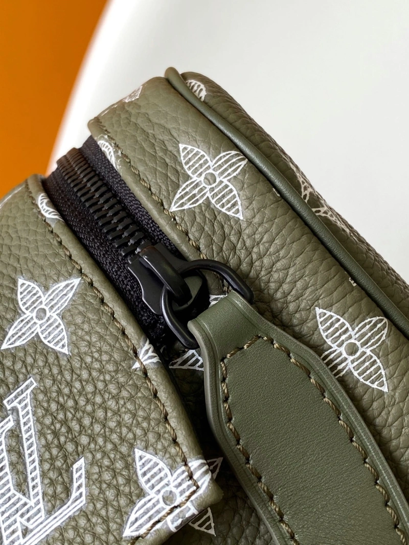 LV Cosmetic Bags 4194B-0283